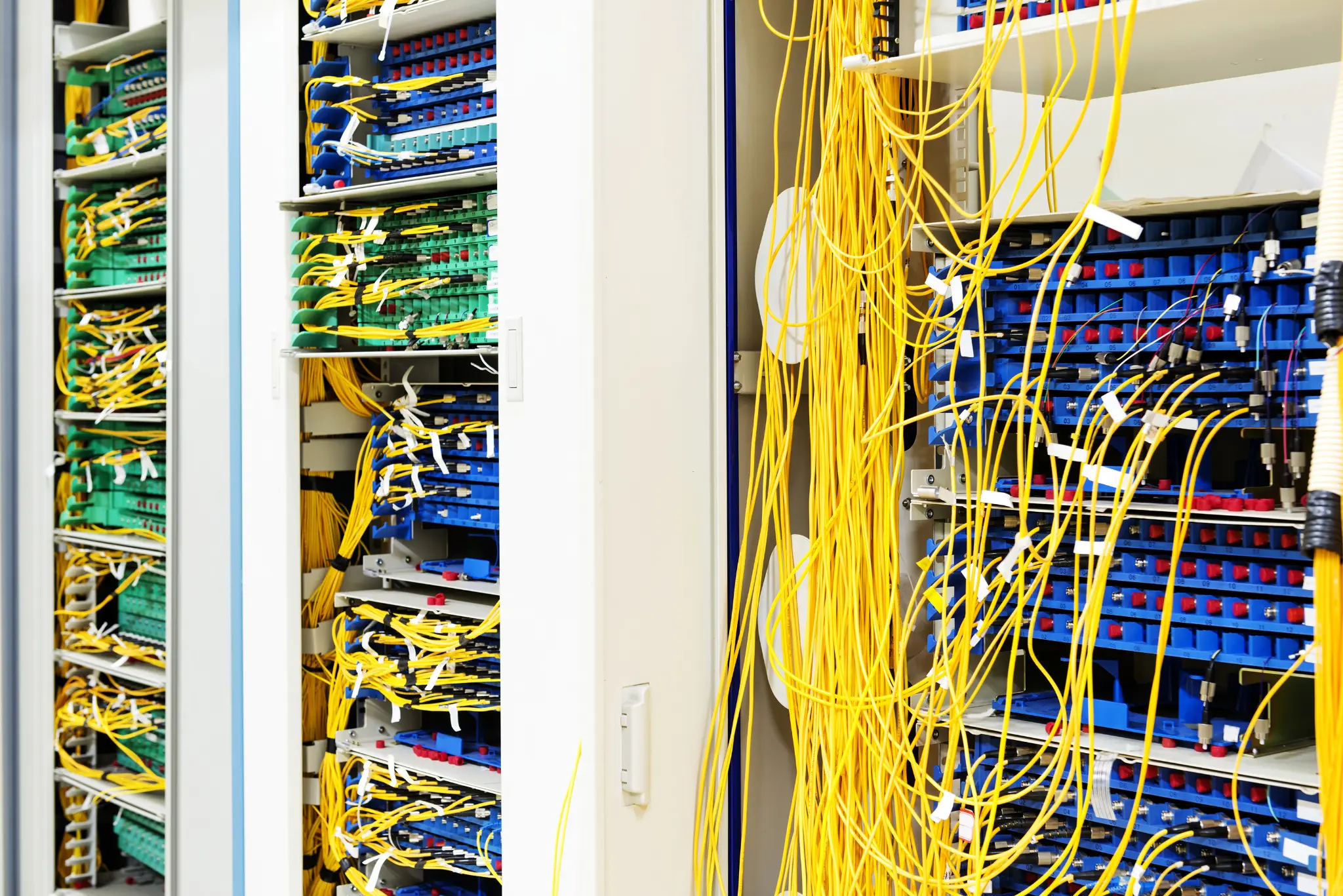 Kyiv data-centre disruption suspends broadcasts and affects online services after reported strikes